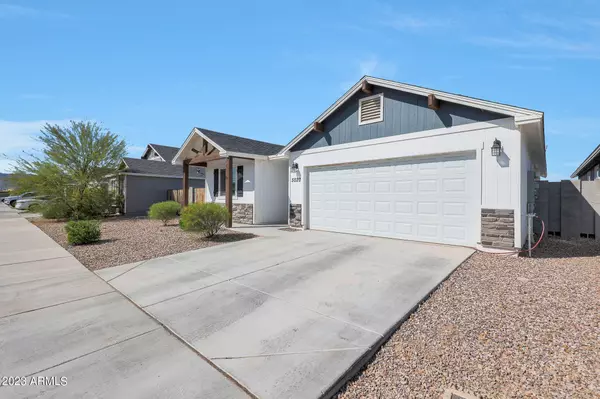 5020 S 23RD Drive, Phoenix, AZ 85041