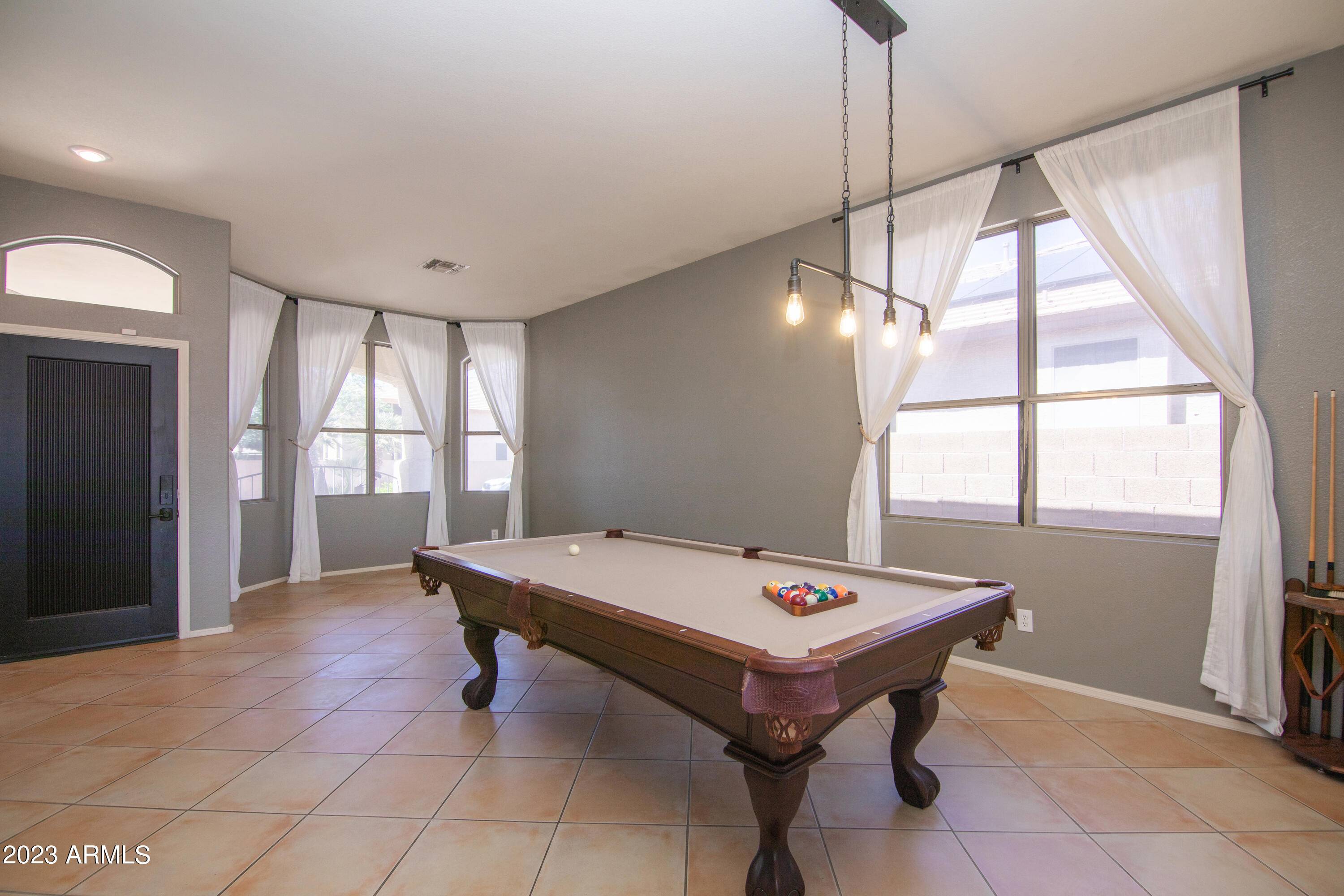 Gilbert, AZ 85234,1093 N JOSHUA TREE Lane