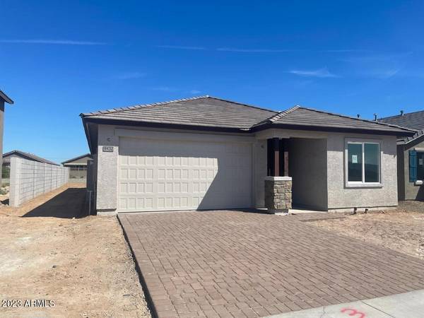 Tolleson, AZ 85353,8432 W Encinas Lane