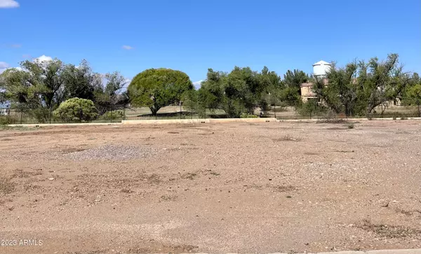 N Camino Chavinda -- #31, Douglas, AZ 85607