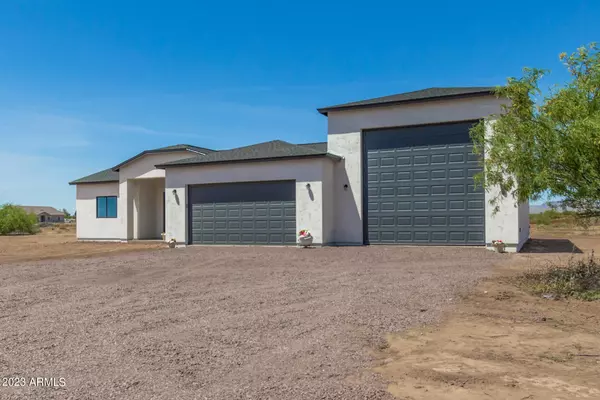 Wittmann, AZ 85361,21222 W DUSTY WREN Drive