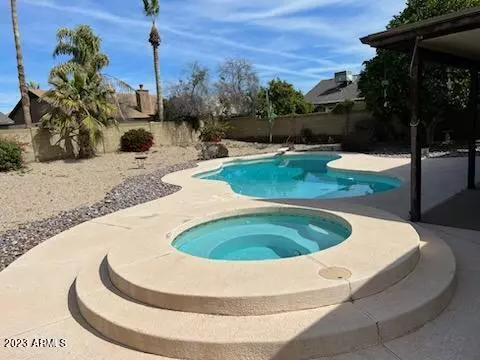 Phoenix, AZ 85032,4220 E GREENWAY Lane