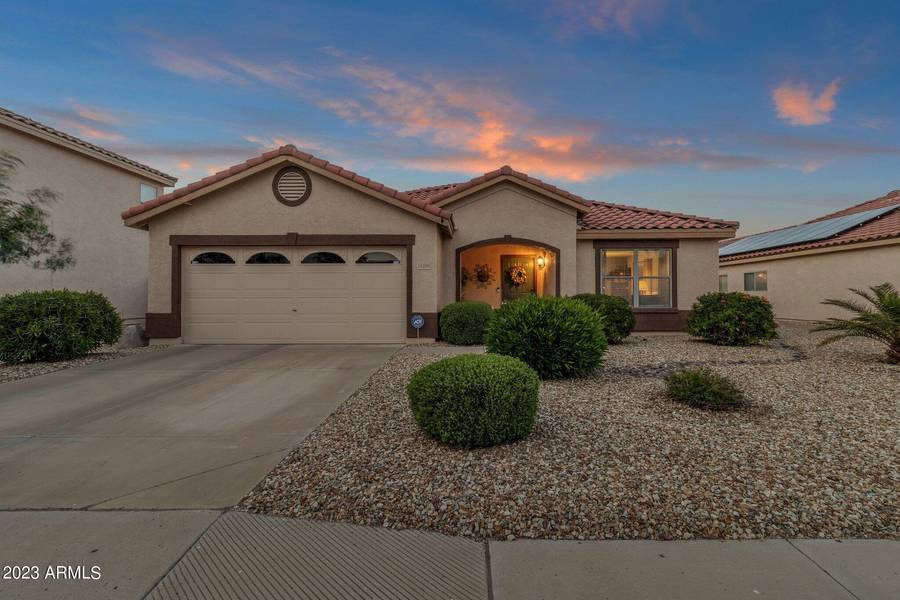 15568 W CROCUS Drive, Surprise, AZ 85379