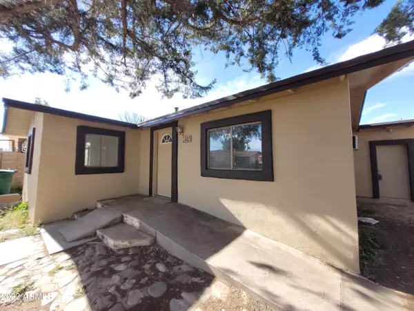 403 E NAVAJO Street, Huachuca City, AZ 85616