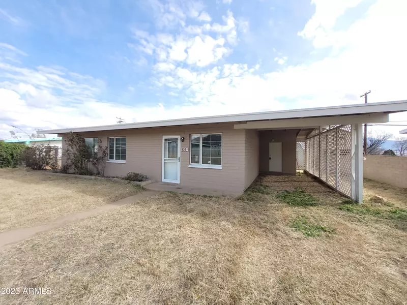 511 SANTA CRUZ Drive, Bisbee, AZ 85603