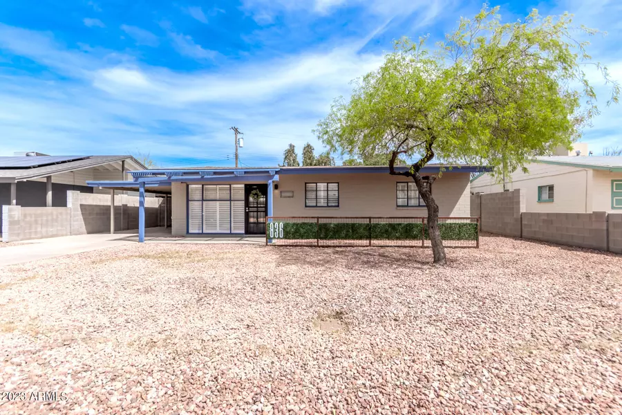 836 W WHITTON Avenue, Phoenix, AZ 85013