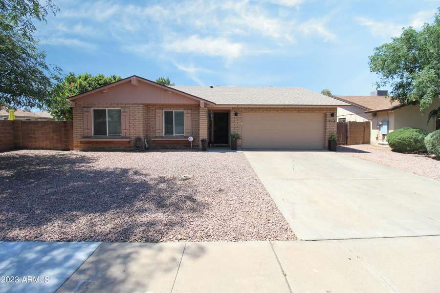 914 W Kilarea Avenue, Mesa, AZ 85210