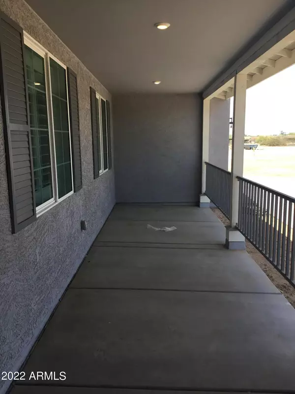 Phoenix, AZ 85085,17 E Santa Cruz Drive