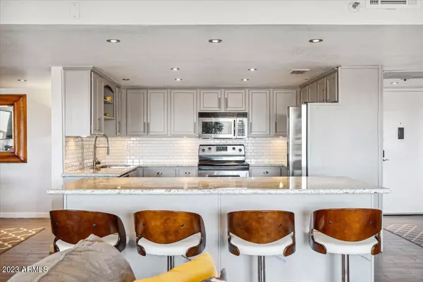 7950 E CAMELBACK Road #702, Scottsdale, AZ 85251