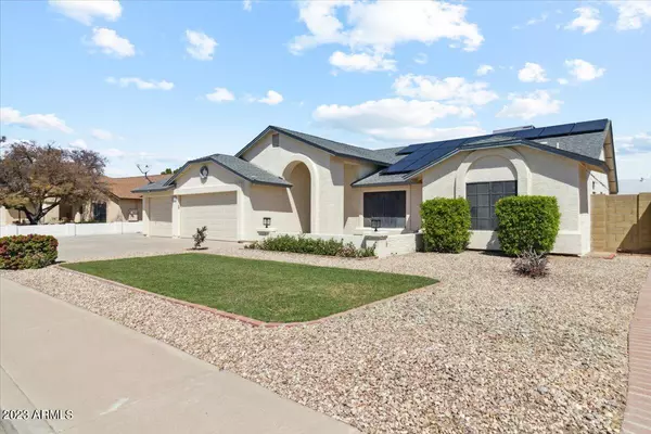 Glendale, AZ 85305,8948 W ROSE Lane