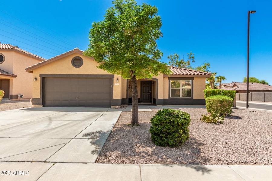 3914 S PONDEROSA Drive, Gilbert, AZ 85297