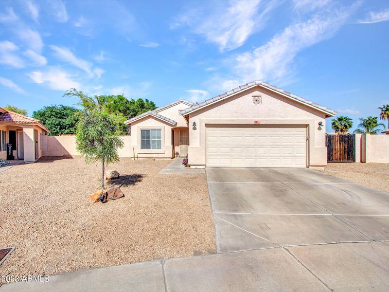 10236 N 93RD Drive, Peoria, AZ 85345