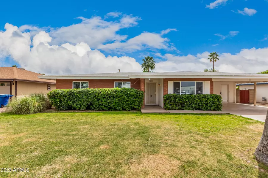 335 E CARTER Drive, Tempe, AZ 85282