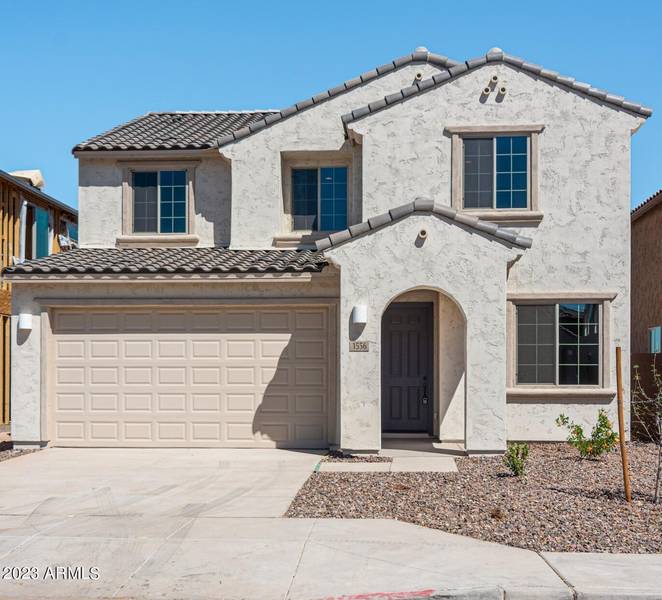 1556 W Sabel Court, San Tan Valley, AZ 85144