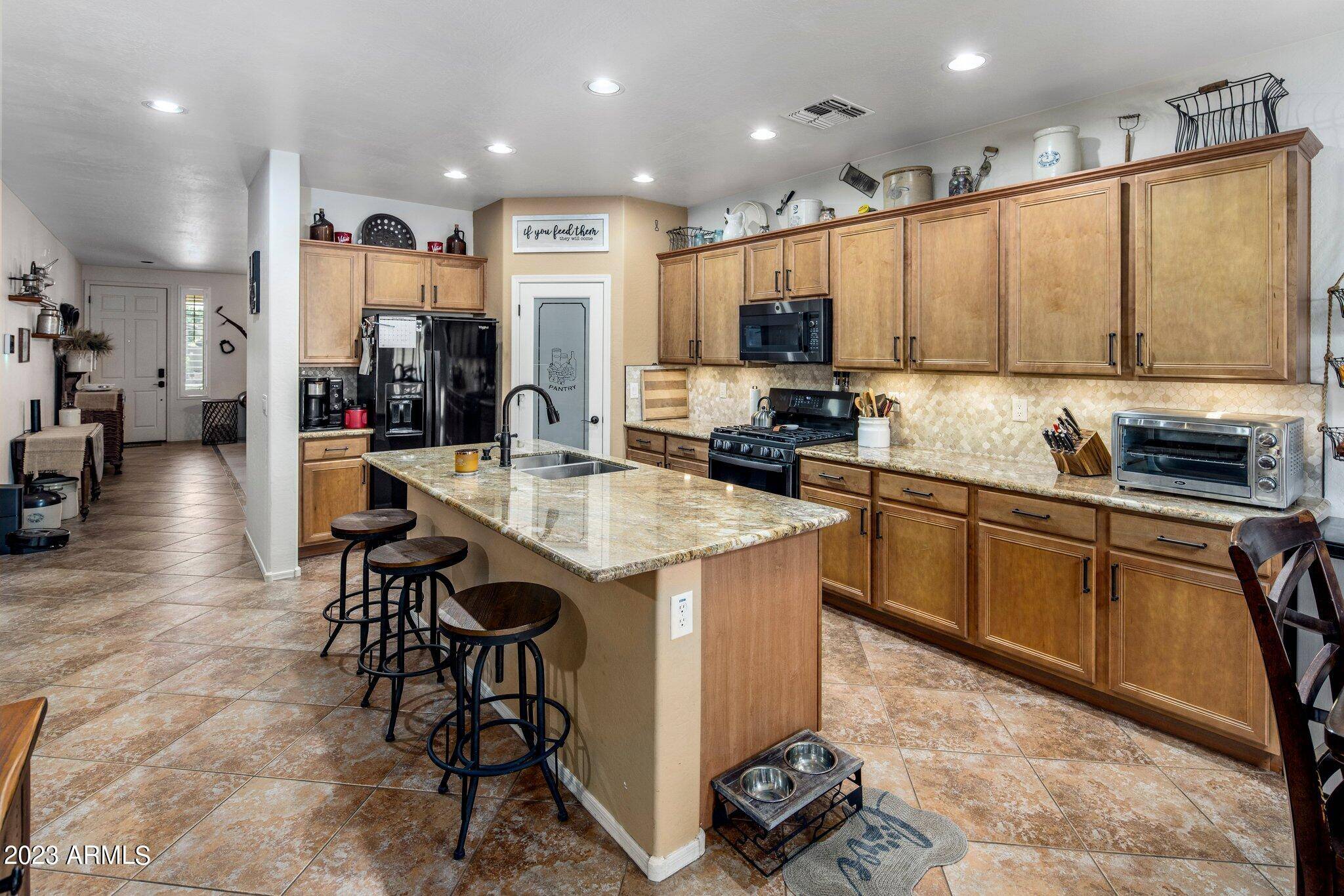 San Tan Valley, AZ 85143,1240 W DESERT GLEN Drive
