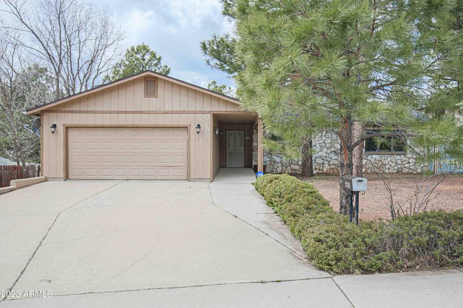 2285 E HEMBERG Drive, Flagstaff, AZ 86004