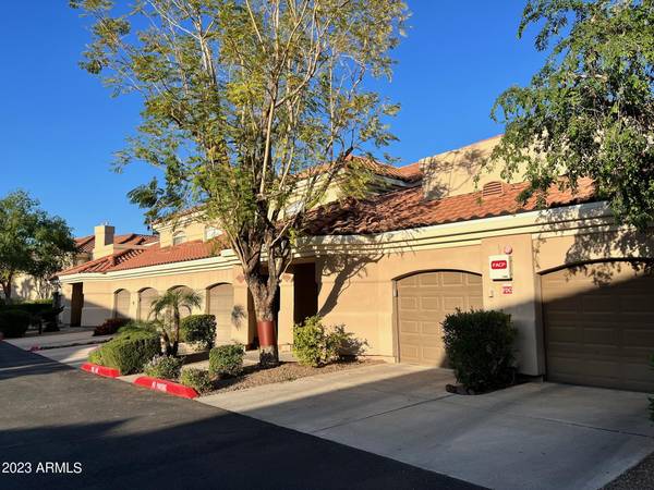 Scottsdale, AZ 85258,8653 E ROYAL PALM Road #2025