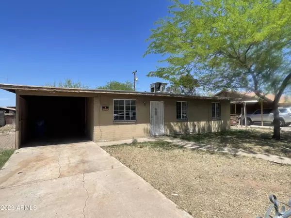 3740 W PARKWAY Drive, Phoenix, AZ 85041