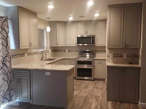 Mesa, AZ 85207,762 N 97TH Street