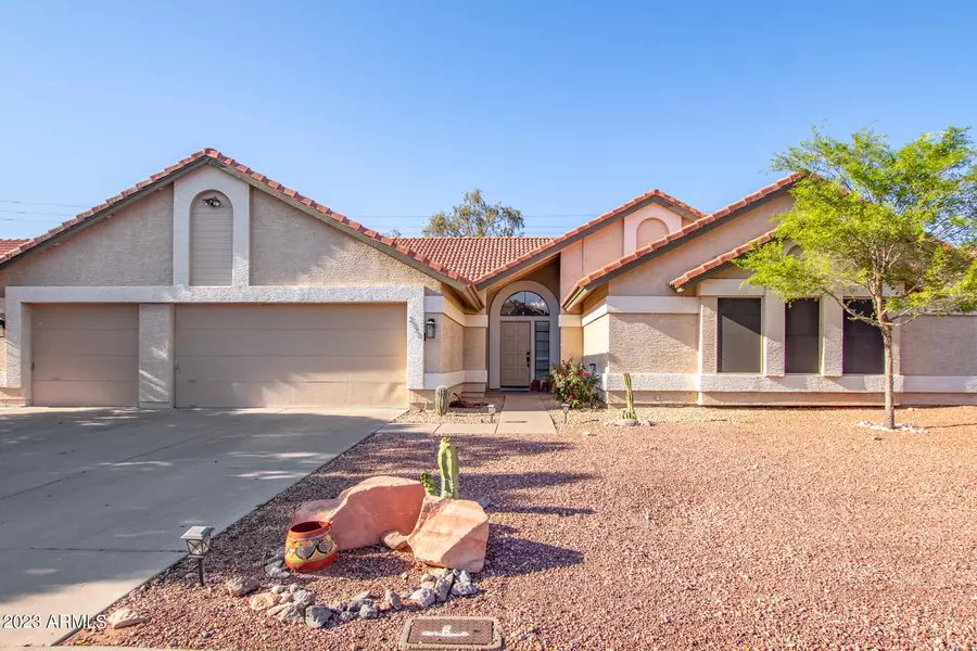 2930 E NORA Street, Mesa, AZ 85213