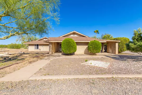 17047 W DALE Lane, Surprise, AZ 85387