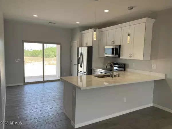 Eloy, AZ 85131,3465 W MADERA Drive