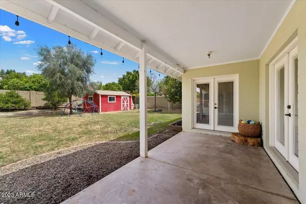 Mesa, AZ 85205,6438 E ELMWOOD Street