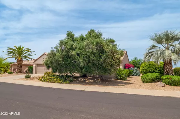 Surprise, AZ 85374,15702 W LINKSVIEW Drive W