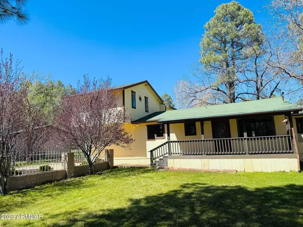Lakeside, AZ 85929,1080 W APACHE Lane