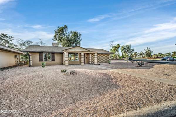 6946 E FLORENCE Lane, Mesa, AZ 85208