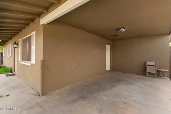 Mesa, AZ 85207,412 N 105TH Street