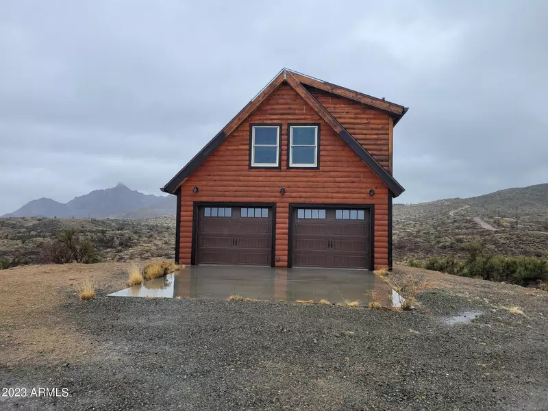 14601 W CENTER FIRE Road, Kirkland, AZ 86332