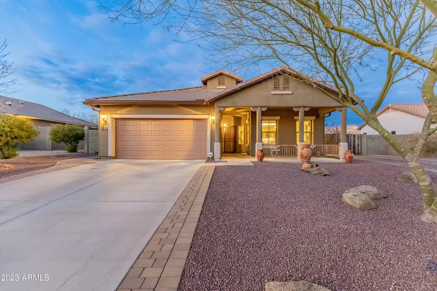 4920 W OLD WEST Trail, New River, AZ 85087