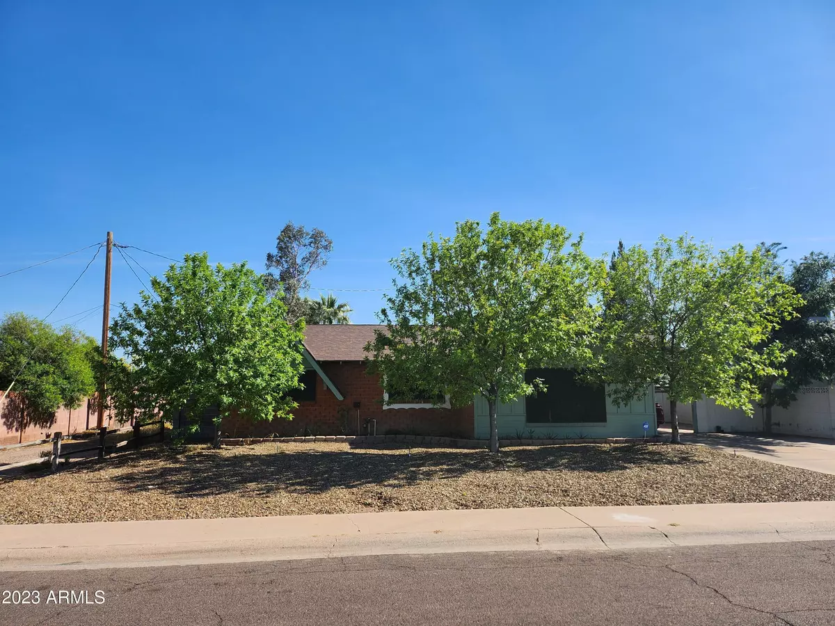 Scottsdale, AZ 85251,8225 E WHITTON Avenue