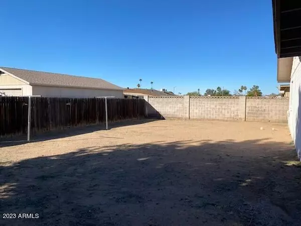 Phoenix, AZ 85029,3829 W LUPINE Avenue