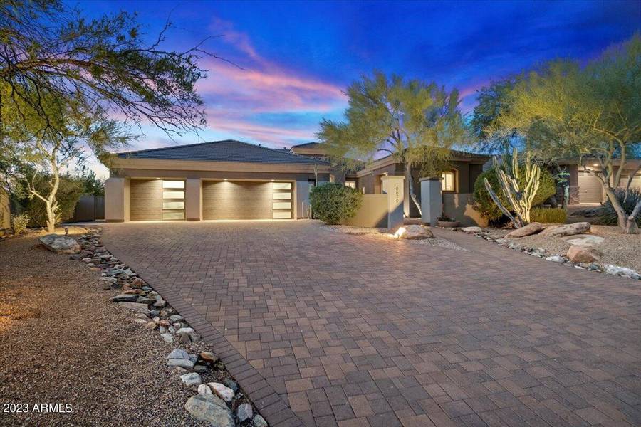 10670 E REDFIELD Road, Scottsdale, AZ 85255