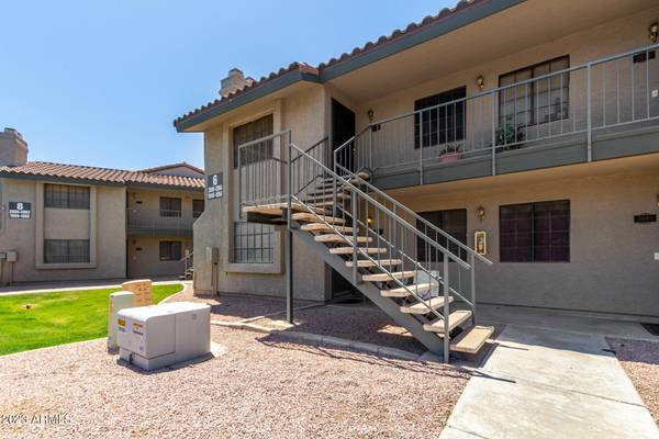 Mesa, AZ 85210,533 W GUADALUPE Road #2050