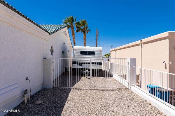 Lake Havasu City, AZ 86404,561 CAROL Lane