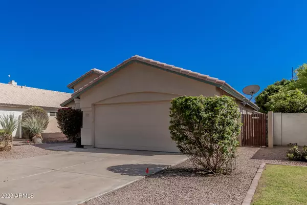 Gilbert, AZ 85233,1049 W JUNIPER Avenue