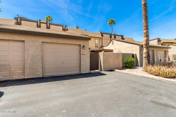 Mesa, AZ 85202,2312 W Lindner Avenue #27