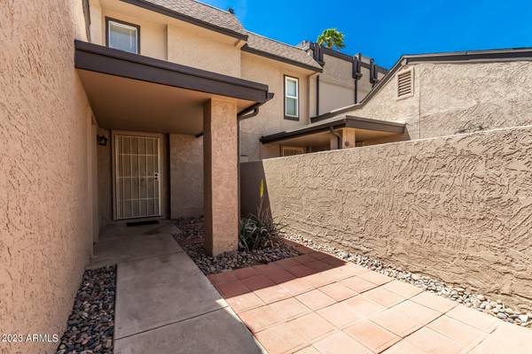 Mesa, AZ 85202,2312 W Lindner Avenue #27