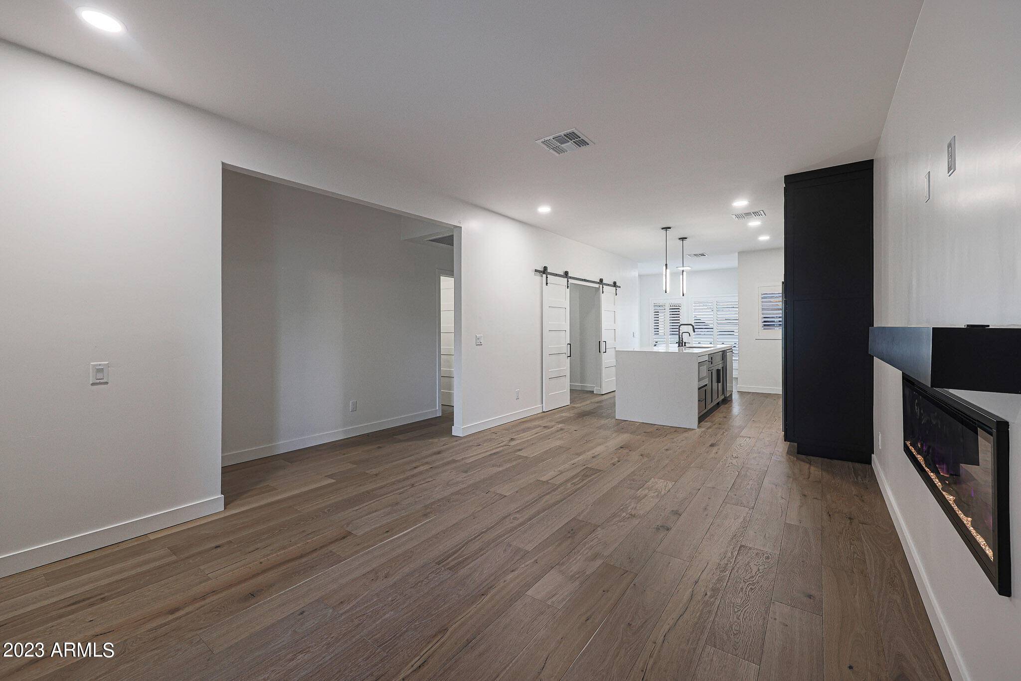 Phoenix, AZ 85034,101 N 7TH Street #278