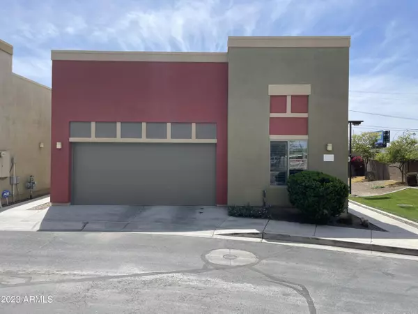 Phoenix, AZ 85032,3113 E Danbury Road #30