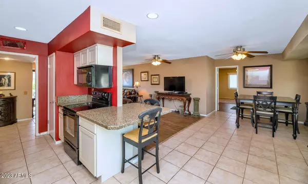 Sun City, AZ 85351,13022 N LAKEFOREST Drive