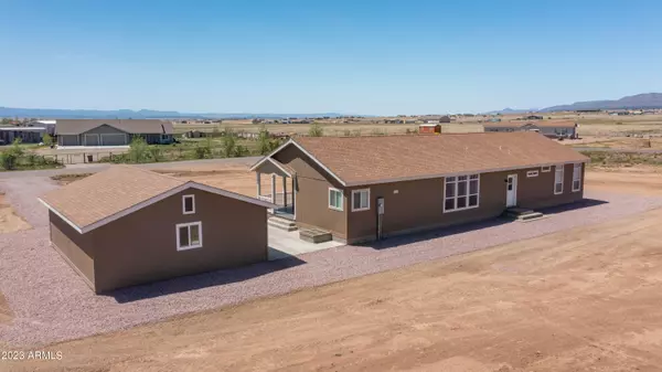 Paulden, AZ 86334,26407 N CABERNET Lane