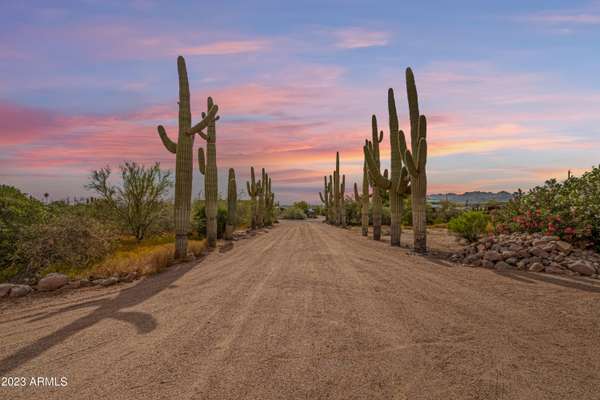 Apache Junction, AZ 85119,2033 N SUNSET Road