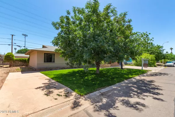 Tempe, AZ 85281,1705 S FARMER Avenue