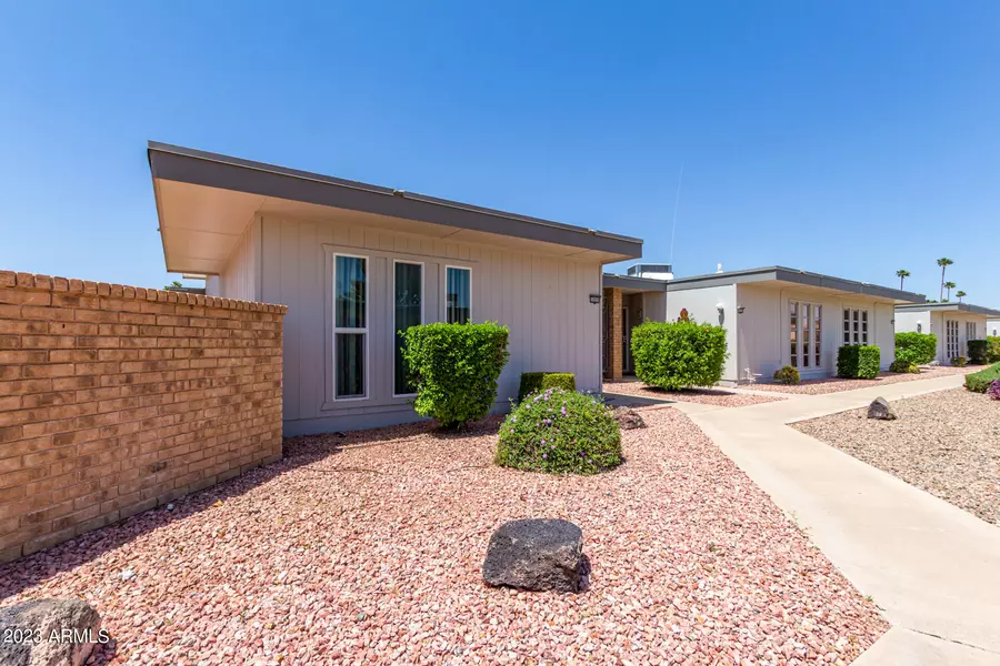 10930 W COGGINS Drive, Sun City, AZ 85351