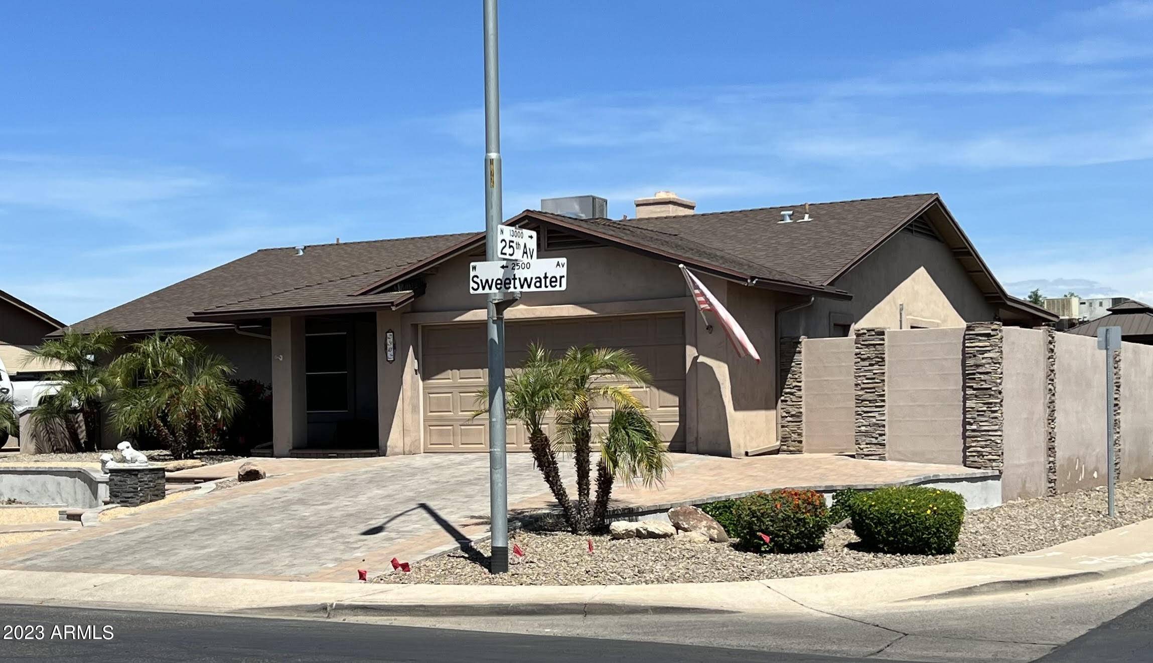 2502 W SWEETWATER Avenue, Phoenix, AZ 85029
