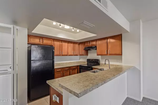 Glendale, AZ 85301,4730 W NORTHERN Avenue #2126